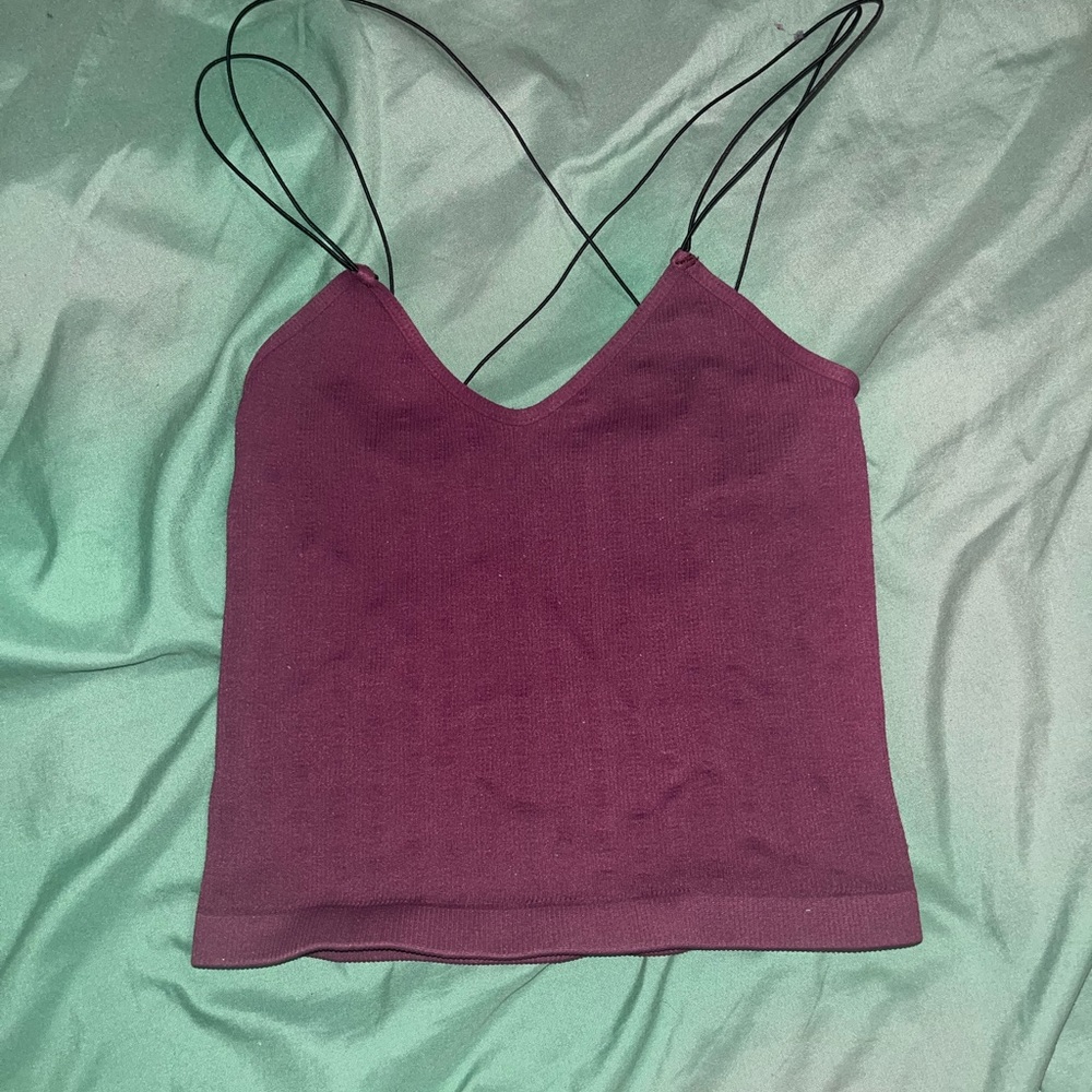 Cropped seamless top